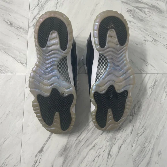 Air Jordan 11 Retro Low Emerald Easter sneakers